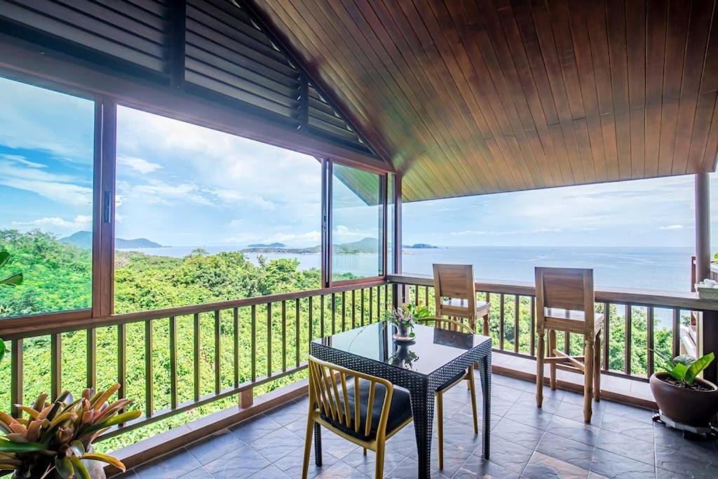 Villa Yariana Ocean Front - 7 Bedrooms Nai Harn Exterior photo